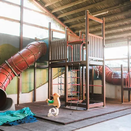 Hof Koehne - Altes - Dachstube Rechts 施马伦贝格